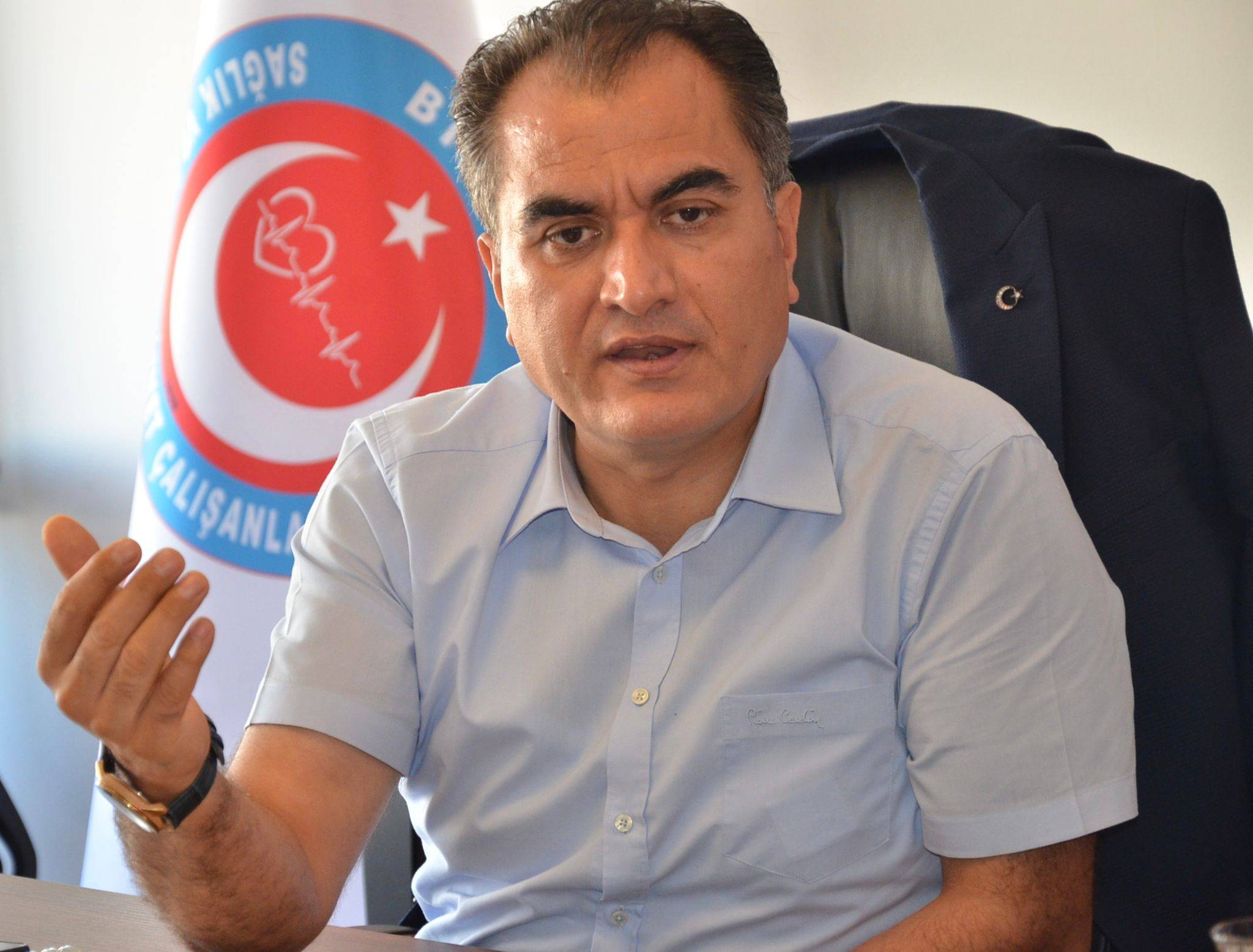 112 Çalışanları 5 Aydır Fazla Çalışma Mağduru! Birlik Sağlık Sen Genel Başkanı Ahmet Doğruyol, İzmir 112'de görevli